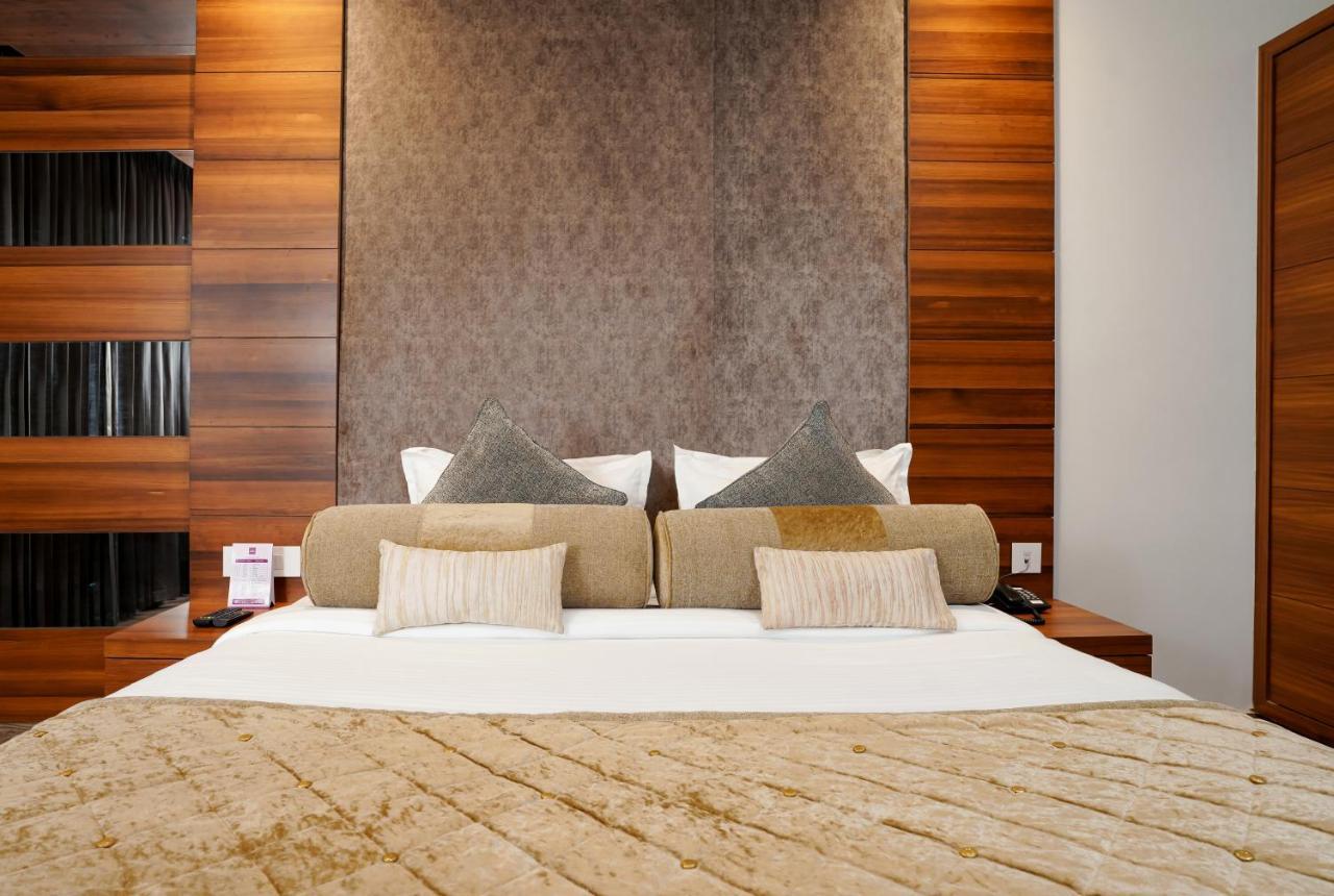 Nexstay River Mouth International Ferokh Exterior foto
