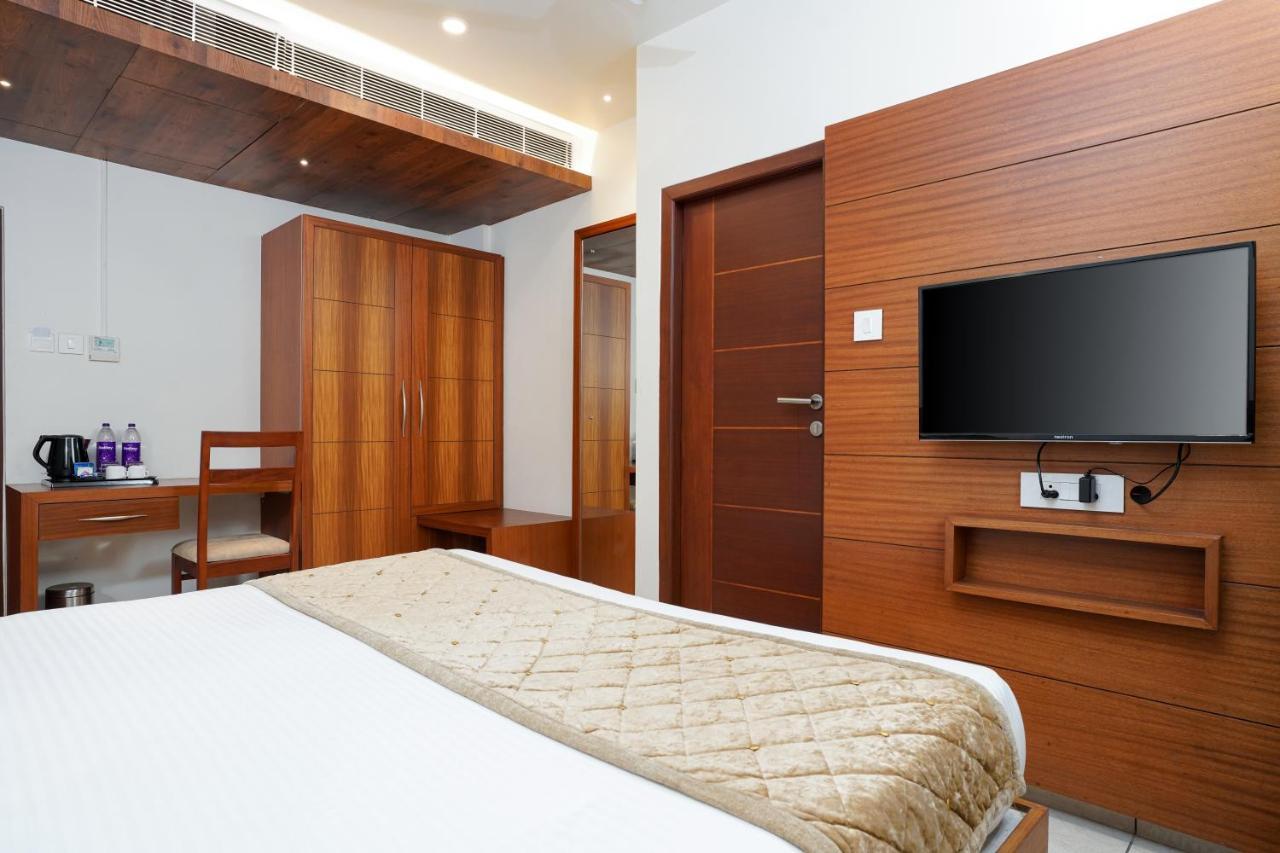 Nexstay River Mouth International Ferokh Exterior foto
